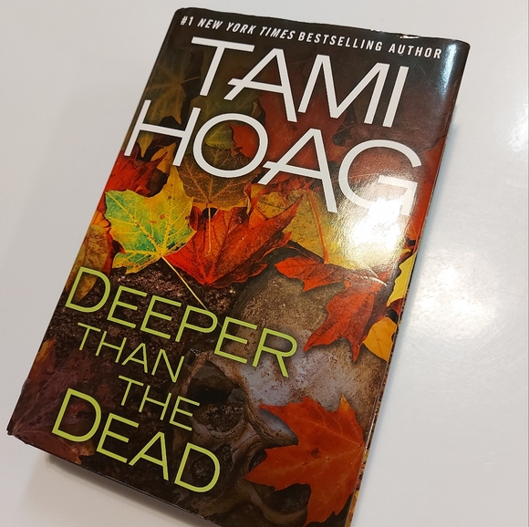 5 for $25- Deeper Than The Dead Hardback Thriller by Tami Hoag - Picture 2 of 9